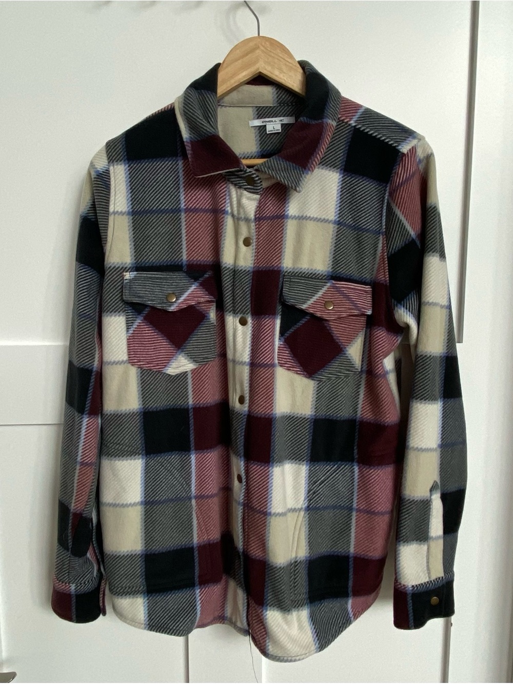O'Neill Burgundy, Black & Cream Plaid Utility Shirt/Jacket with snaps Size L